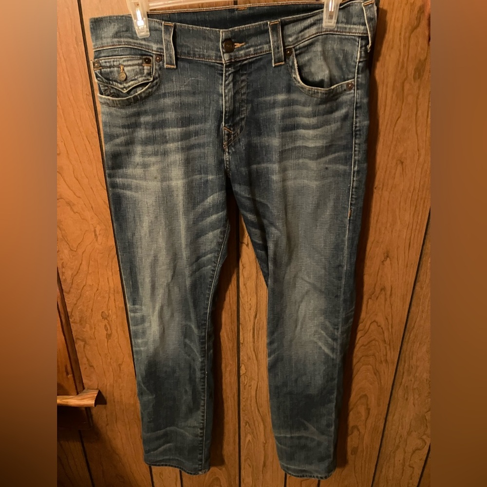 True Religion “ Ricky” relaxed straight jeans 34x31